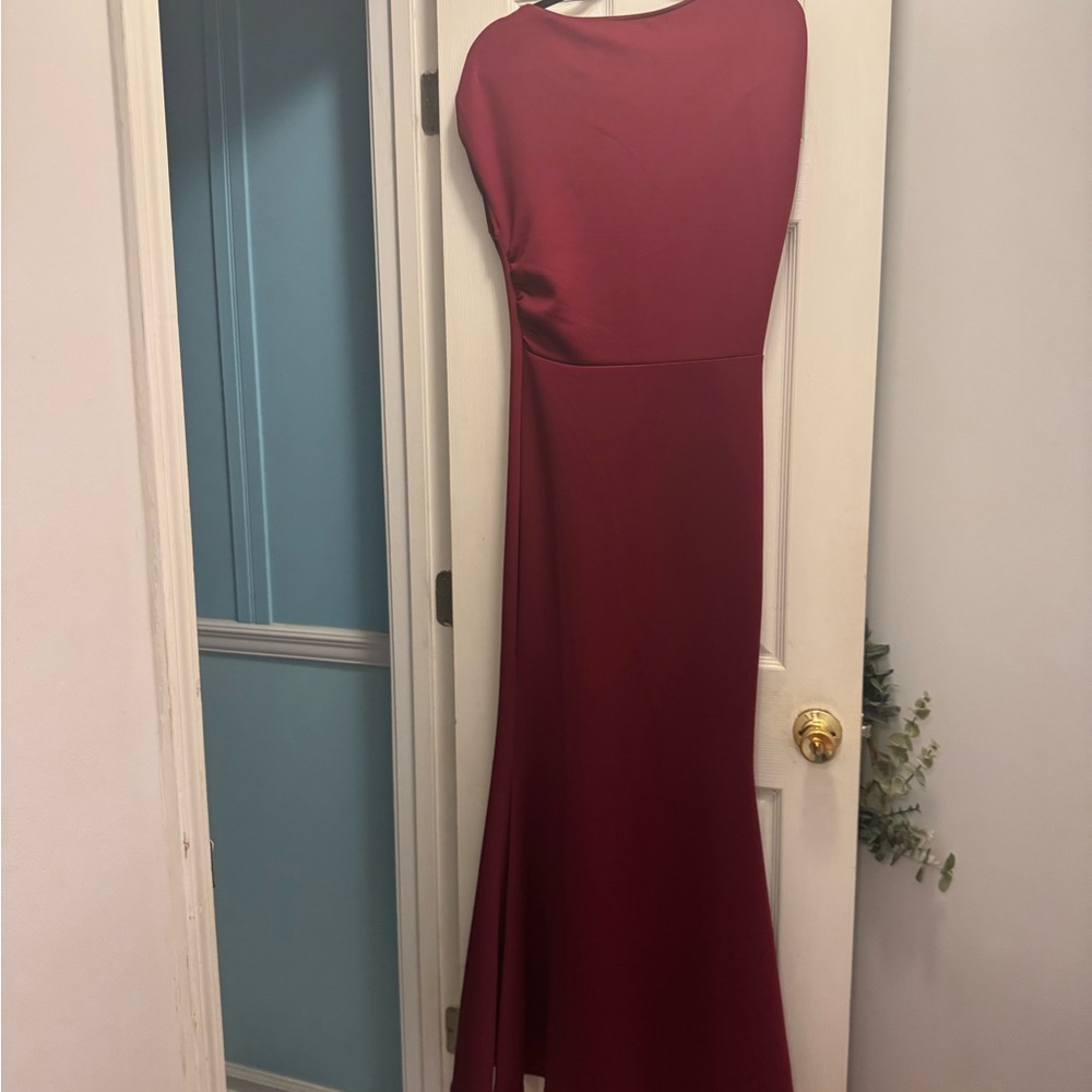Chic One-Shoulder Burgundy Dress